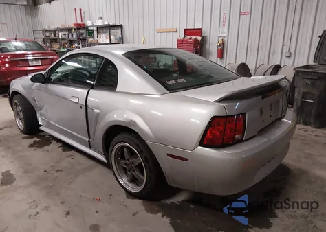 2000 Ford Mustang из США, поврежденный, VIN 1FAFP4049YF152390